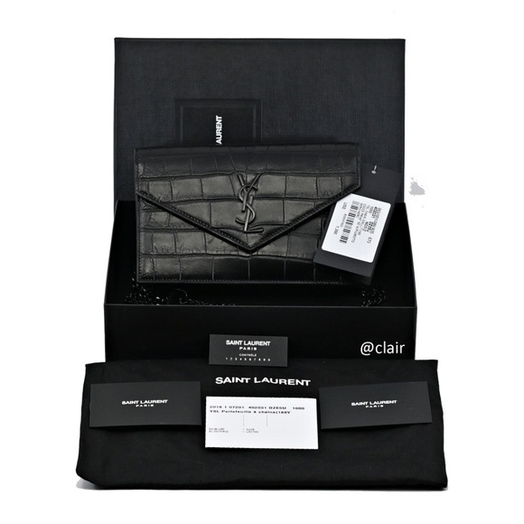 Saint Laurent Small Monogram Envelope Leather WOC - Picture 5 of 8